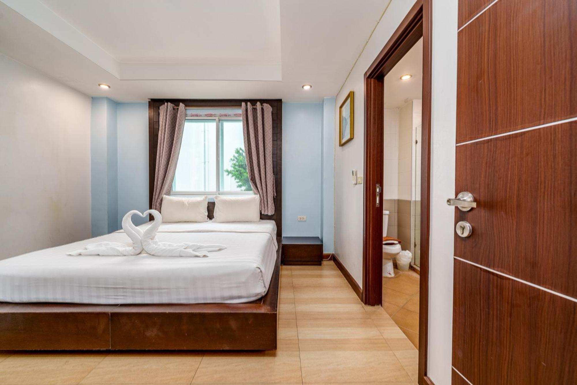 Villa Navin Jomtien Exterior foto