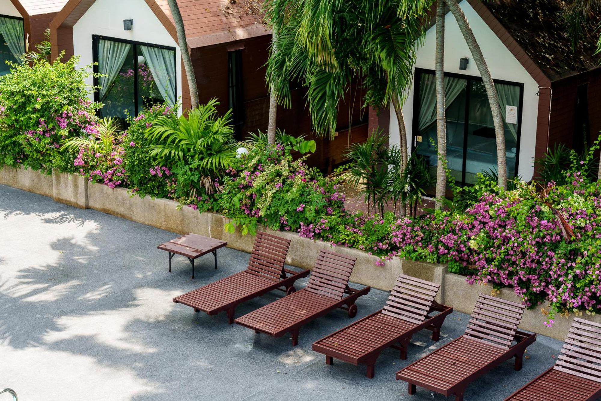 Villa Navin Jomtien Exterior foto